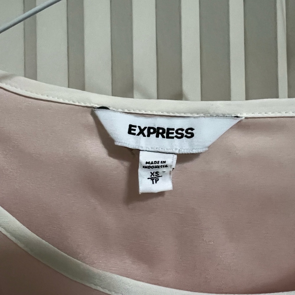Express Color block Gramercy Tee - Picture 5 of 5
